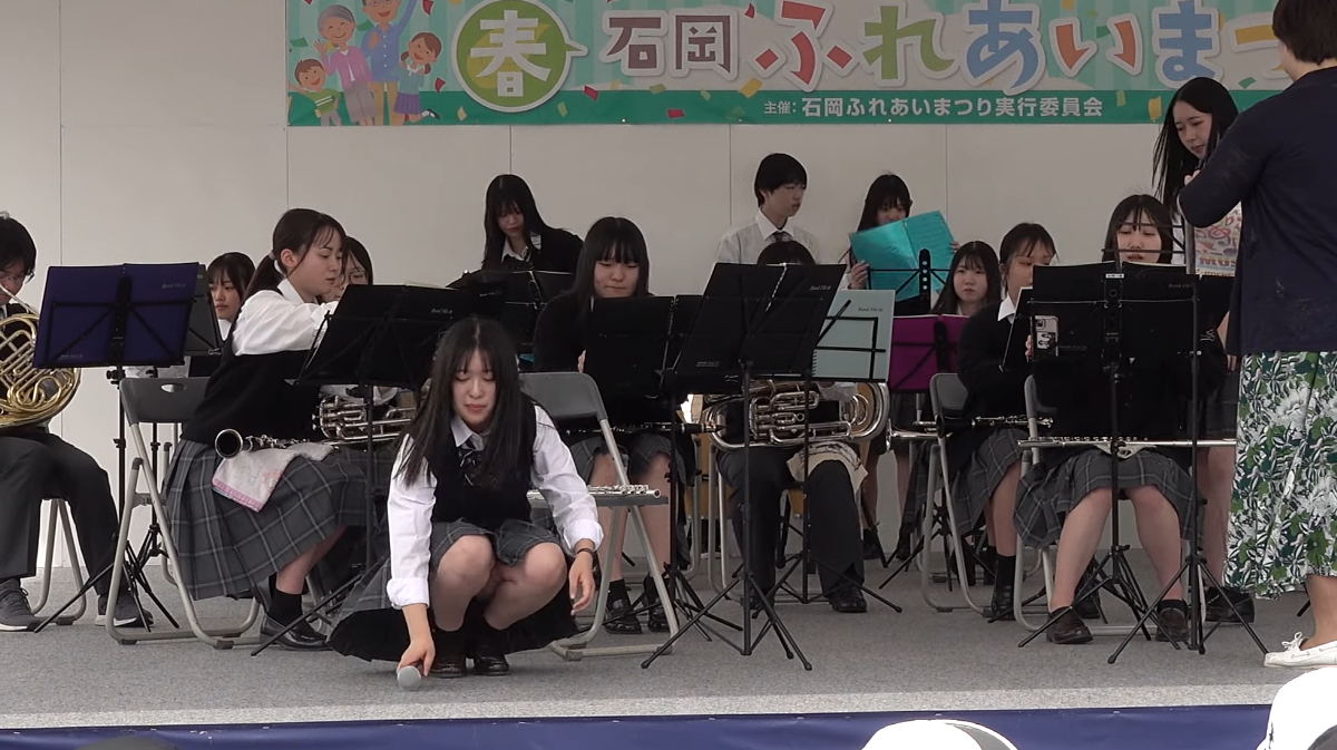 吹奏楽パンチラ 